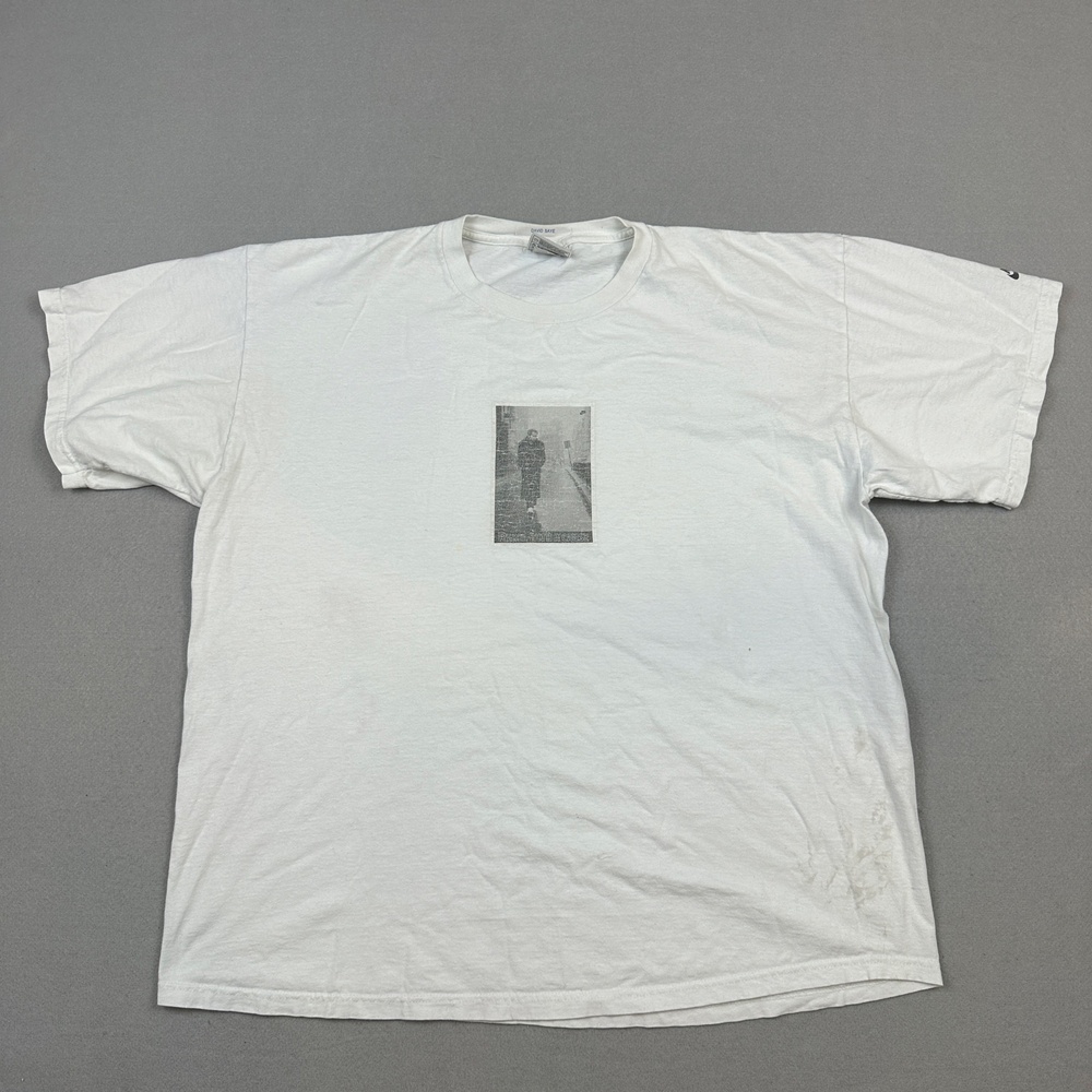Nike Shirt Mens XL White Graphic Photo Print Chest Logo Cotton T-Shirt Casual